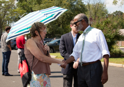 Septiembre 4, 2019: State Sen. Art Haywood  led a Clean Energy rally in Abington Township to propose a clean-energy bill that would slash carbon emissions from the electric power sector at least 90 percent by 2040.