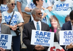 Junio 6, 2023: Senator Haywood attends Rally fighting for the Patient Safety Act.